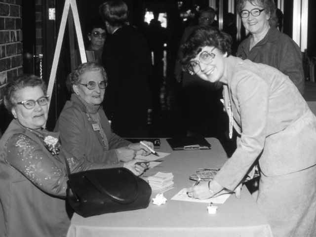 Oklahoma Farm Bureau Women’s Committee events, like this one held in 1980, allowed members to develop leadership skills, meet agricultural women from across the state and learn the latest farming and ranching news.